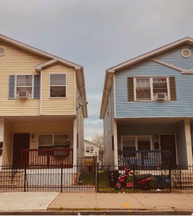 Residential homes in Newark. Courtesy of Rutgers Law Center
