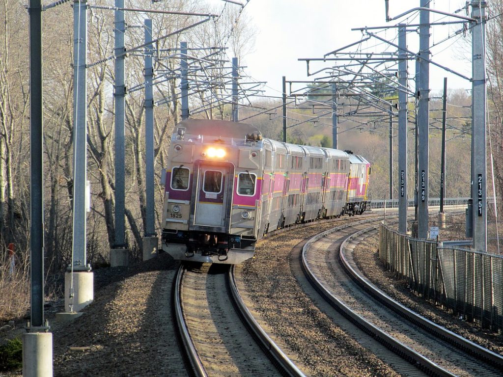 A train on the Providence/Sloughton line connecting Providence to Boston