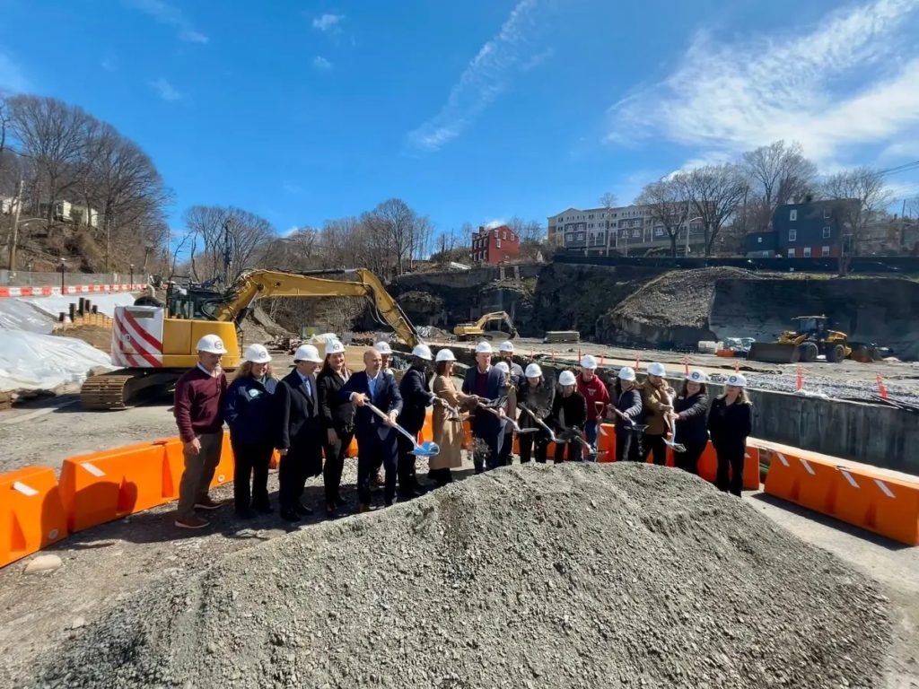 WBP Development and public officials, including Kathy Hochul, attended the groundbreaking for the Ossining development.