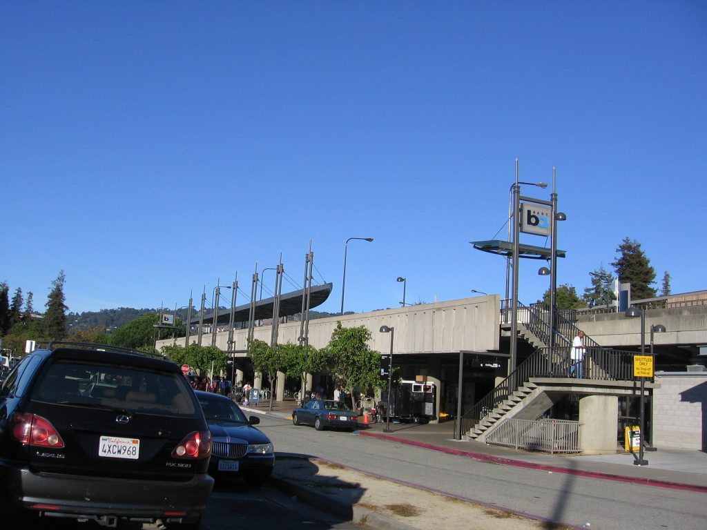 Ashby Station. Pedro Xing | Wikimedia Commons