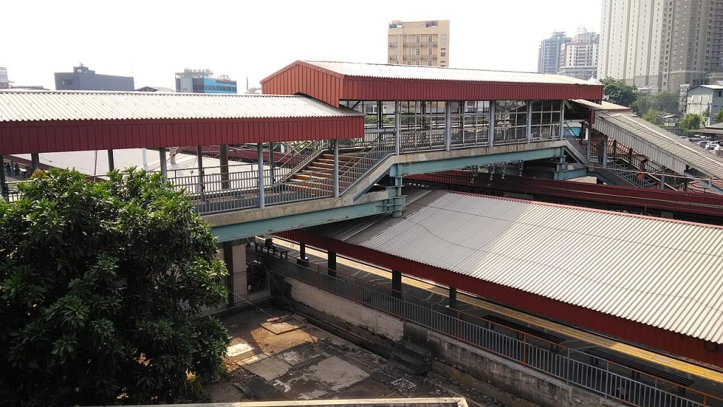 Kampung Bandan Railway Station. Syaifan Nirwansyah | Wikimedia Commons