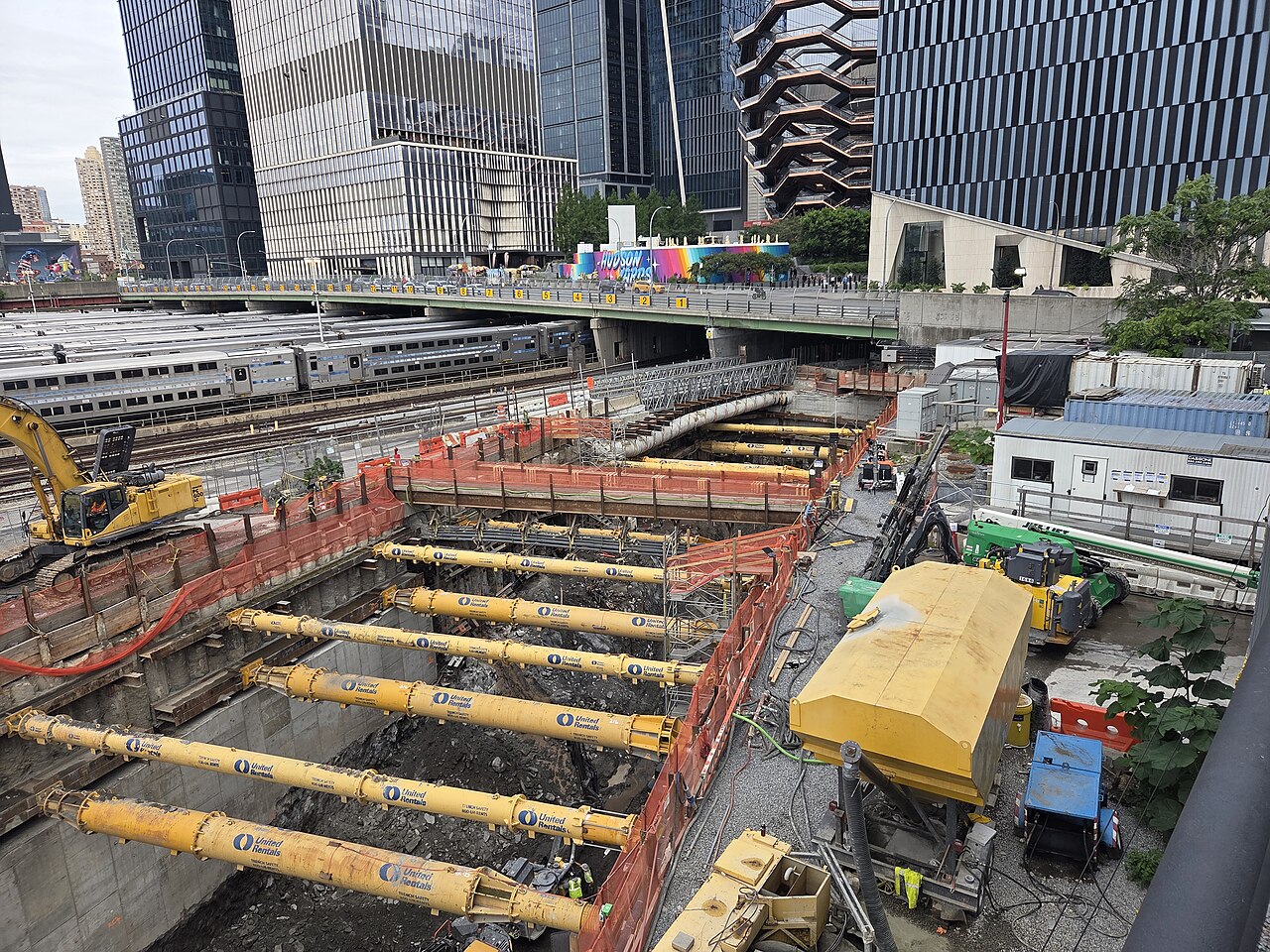 Gateway Tunnel project under construction at West Side Yard.