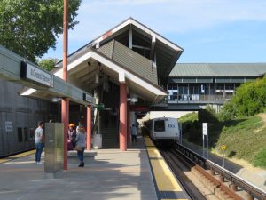 Northbound train leaving North Concord Martinez station May 2018 scaled